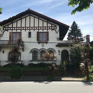 Villa Black Bnb
